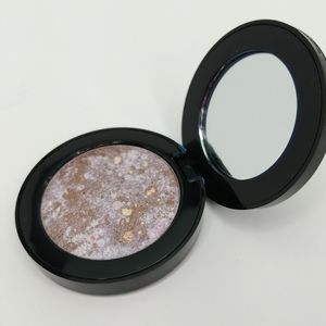Vincent Longo Pearl X Eyeshadow in Morning Glory